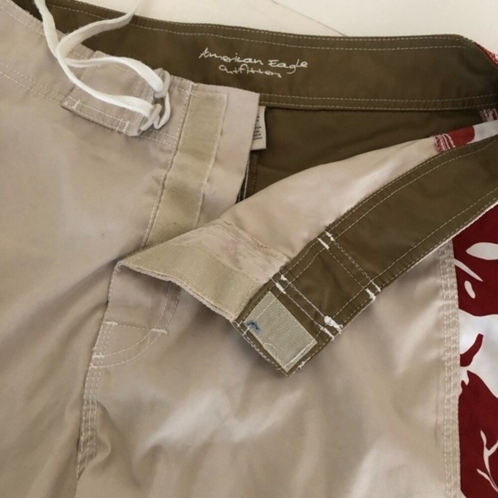 AMERICAN EAGLE Beige Board Shorts Surf Shorts Swim Trunks Mens Size 34 - Picture 8 of 11